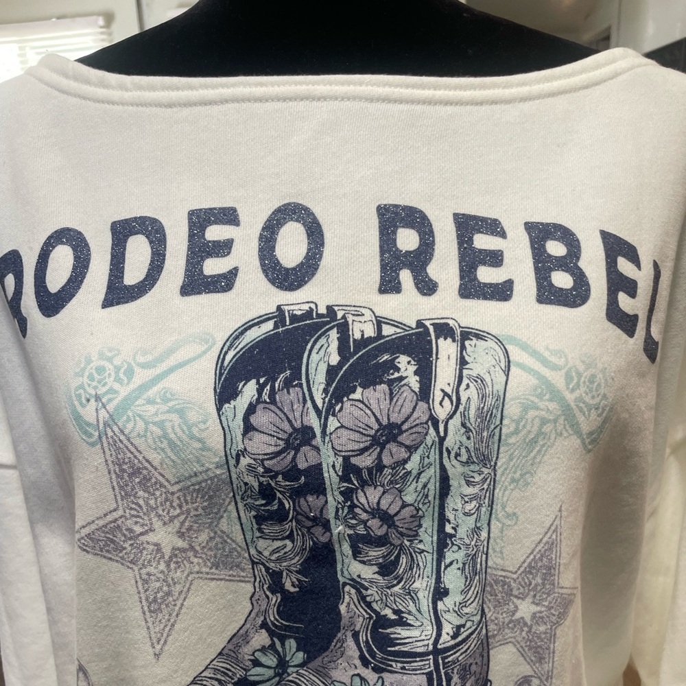 Rodeo Rebel sweatshirt - Picture 2 of 4